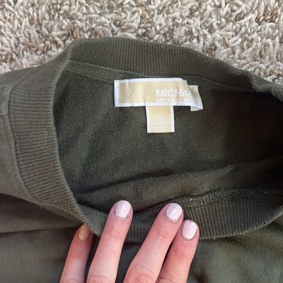 Micheal Kors Olive Green Front Knot Crew Neck Sweater size medium - Picture 4 of 8